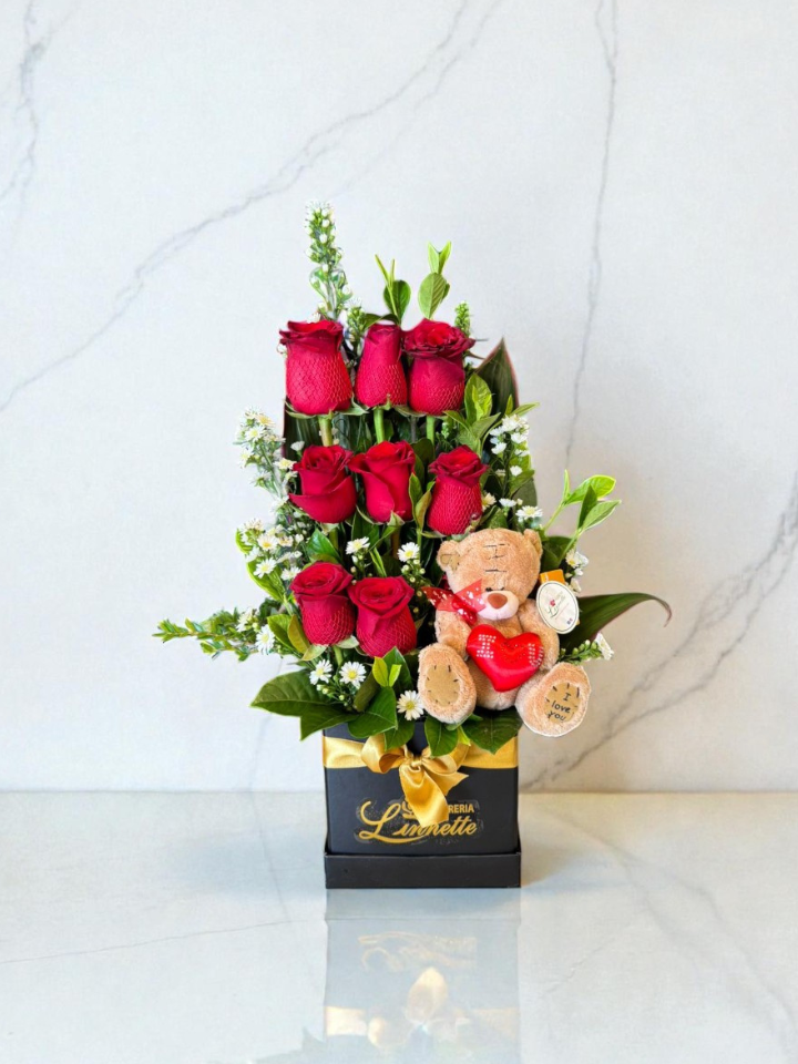 Producto: Destacados / código: Arreglo oso romantico